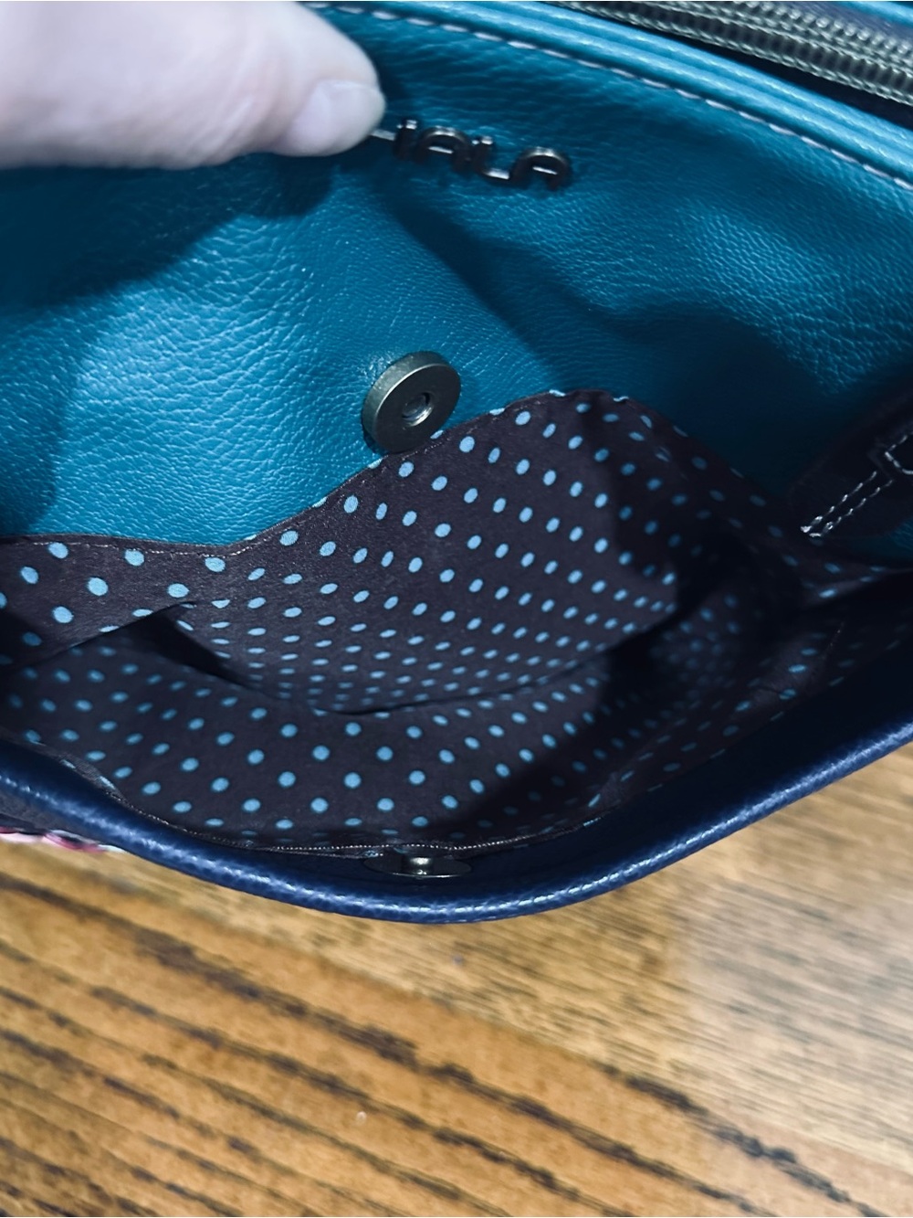 Chala Navy & Teal Flip-Flop Tote NWT - Picture 5 of 15